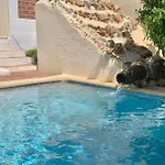 Villa Los Robles En Playa Den Bossa Con Piscina Privada